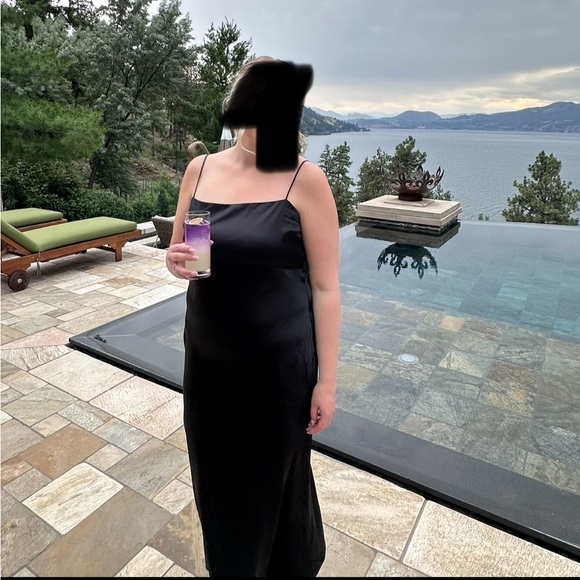 Abercrombie Satin Cowl Back slip dress - sold out online - Picture 1 of 8